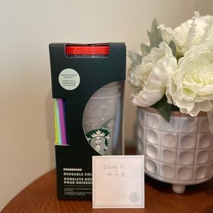 NWT Starbucks 2021 Summer Release Reusable Cups